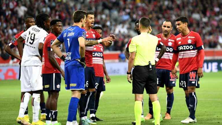 the French Federation will ask for the sound system of the referees in Ligue 1