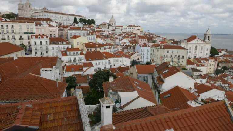 the French rush to Lisbon