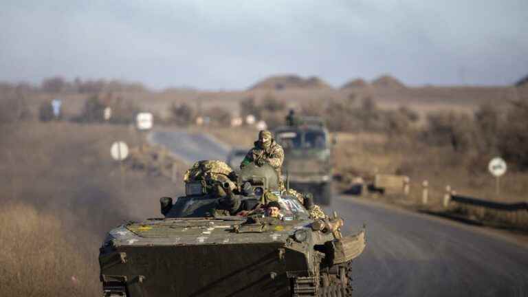 the Russian army storming the city of Vougledar, in the east of the country