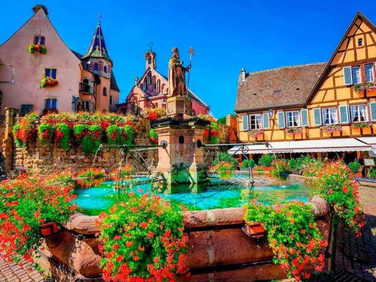 the most beautiful flower towns in France!