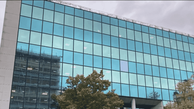 vacant offices converted into housing