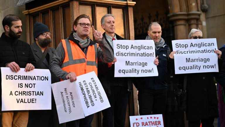 Church of England votes to bless same-sex couples