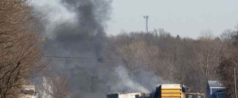 Alert lifted in the United States after the derailment of a train of chemical products