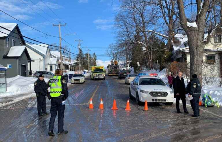 An STL bus rushes into a daycare center in Laval