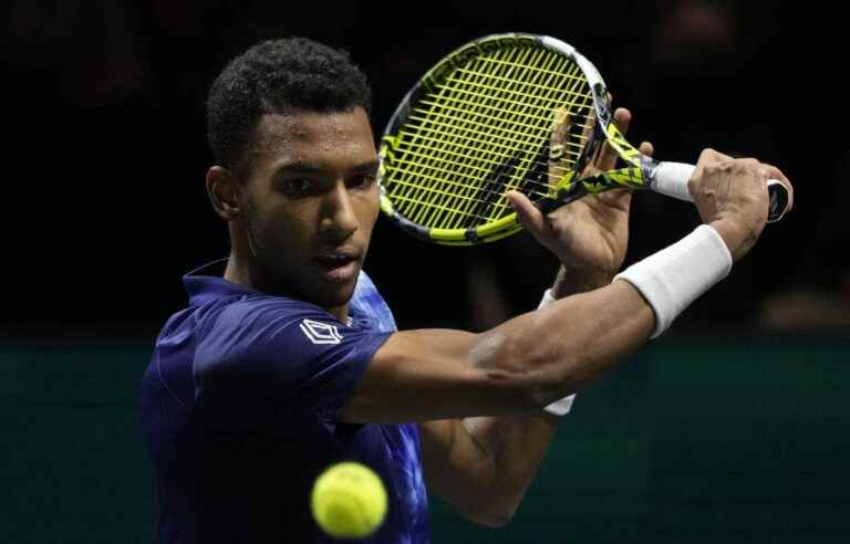 Auger-Aliassime reaches the quarter-finals of the Doha tournament