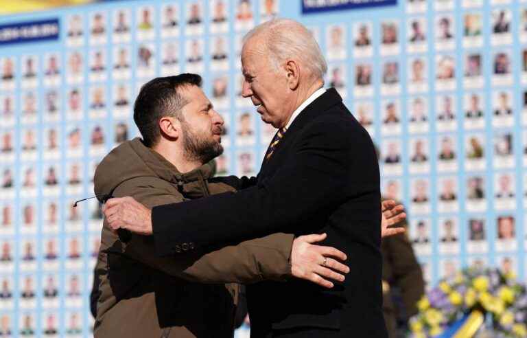 Biden makes surprise visit to Kyiv