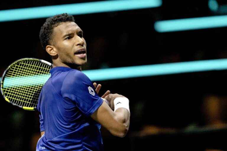 Doha Tournament |  Félix Auger-Aliassime overcomes difficult start to advance to quarter-finals