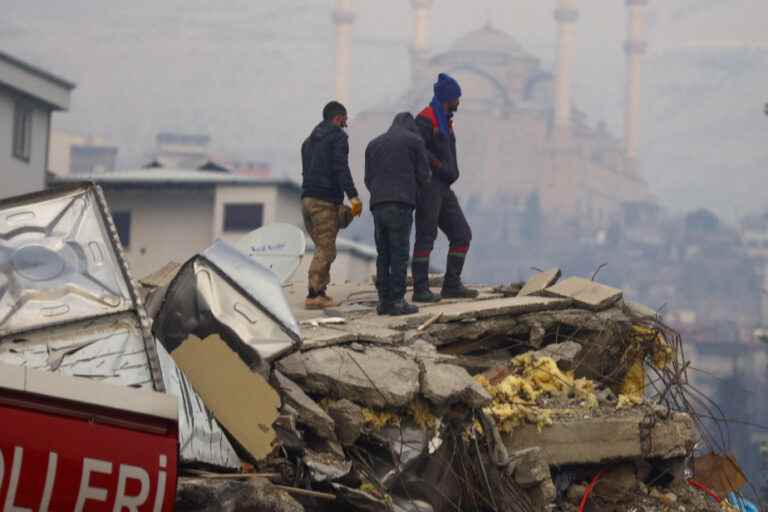 Earthquake in Turkey and Syria |  Hope dims as death toll rises to over 21,000