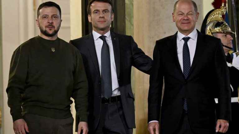 Emmanuel Macron tells Volodymyr Zelensky his “determination” to “accompany” kyiv “towards victory”