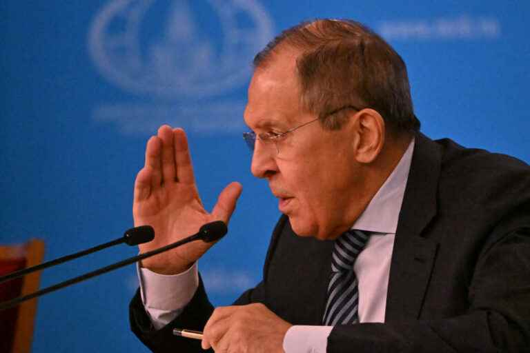 Foreign Minister Sergei Lavrov visits Baghdad