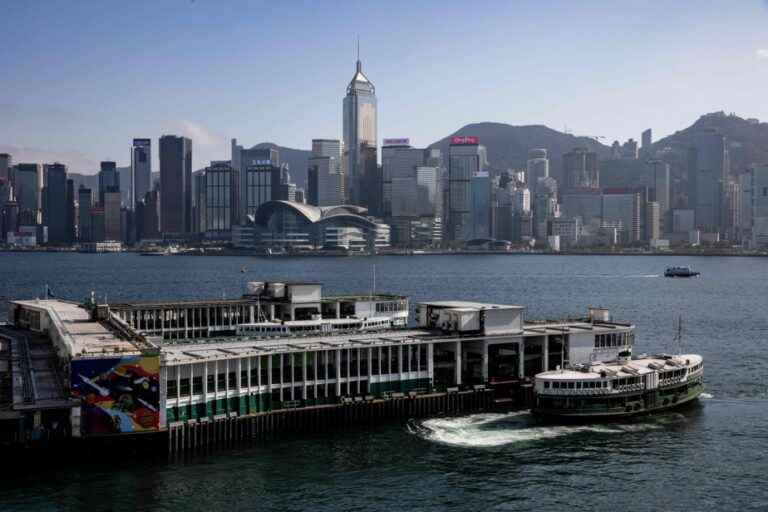 Hong Kong offers free plane tickets to lure travelers