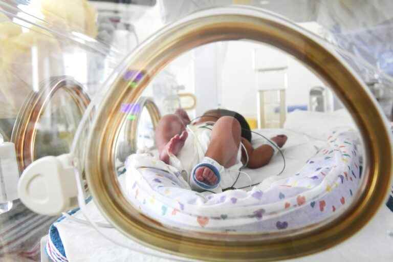 Intensive care overcrowding |  Premature babies at greater risk of serious complications