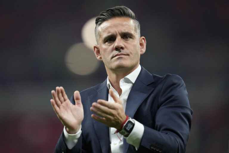 John Herdman remains with the Canadian team