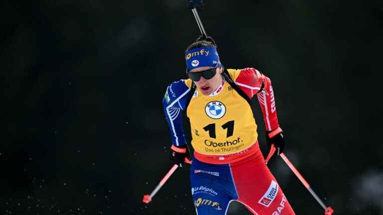 Julia Simon crowned pursuit world champion at Oberhof