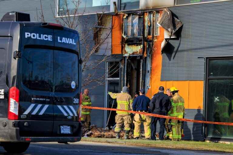 Laval |  A building linked to the Accurso family burnt down for the second time