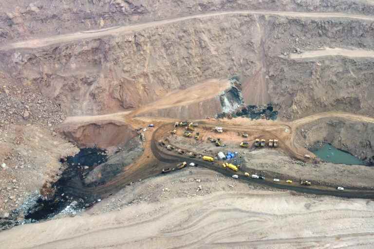 Mine collapse in China |  Five dead, nearly 50 missing