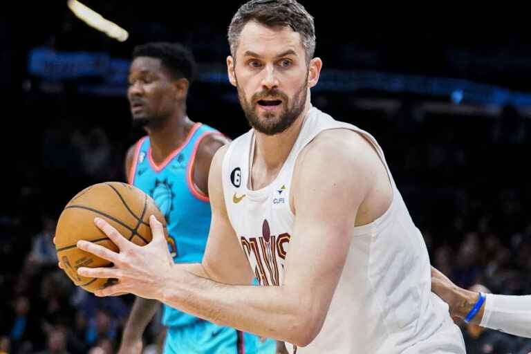 NBA |  Kevin Love joins the Heat to end the season