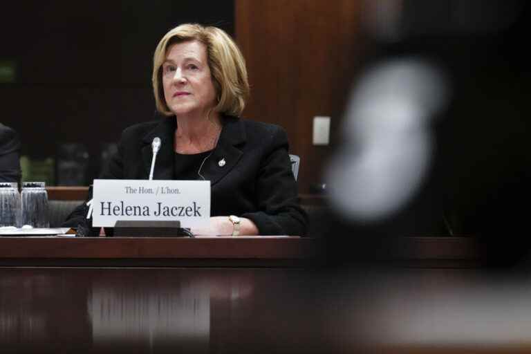 No contact between McKinsey and his cabinet, says Minister Jaczek