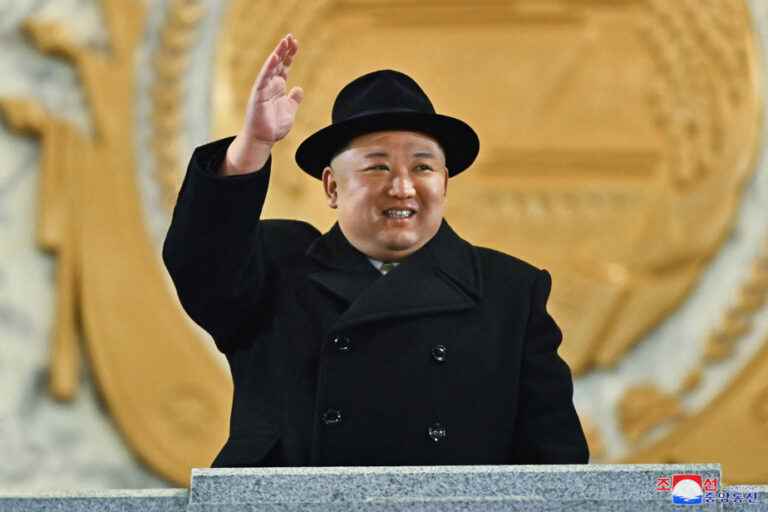 North Korea |  Kim Jong-un oversees a large military parade