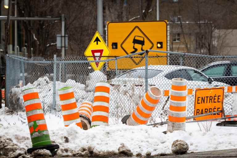 Number of orange cones |  Montreal and the Ministry of Transport in the dark