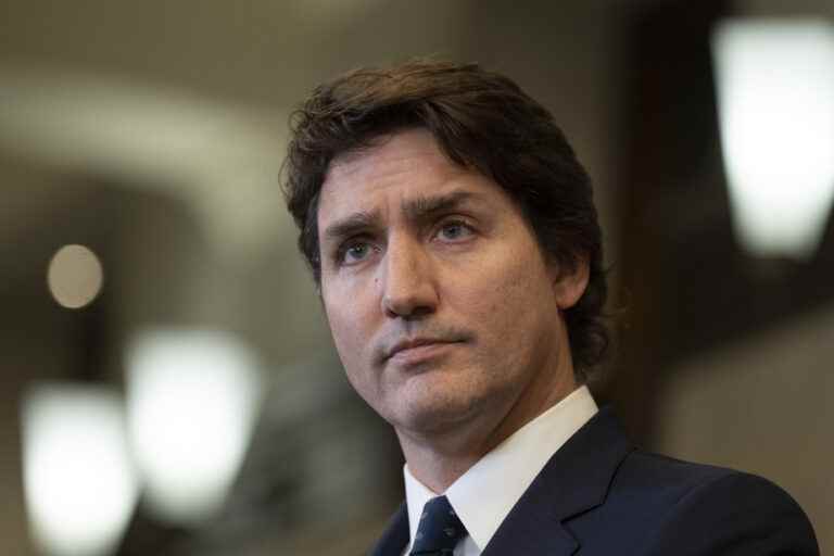 Official languages ​​|  All ministers will support reform, says Trudeau