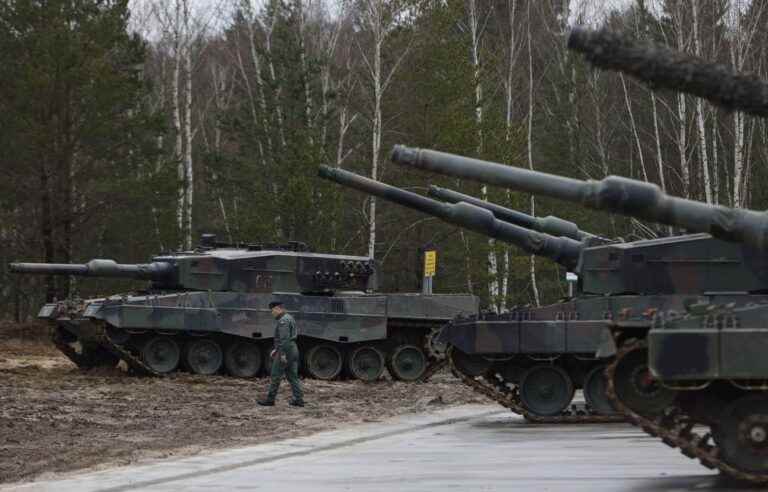 Ottawa to send four additional Leopard tanks to Ukraine