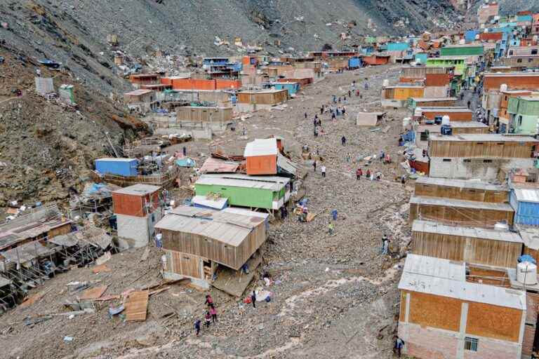 Peru |  Landslides cause significant damage and more than 4,000 victims