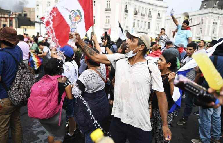 Peru extends state of emergency over political crisis