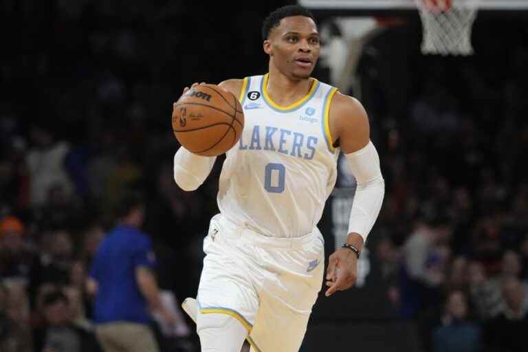 Russell Westbrook officially joins the Clippers