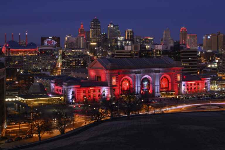 Super Bowl |  Kansas City prepares to celebrate Chiefs win