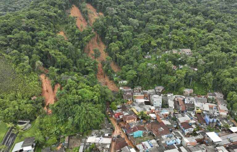 Torrential rains in Brazil kill several people and cities cancel carnival