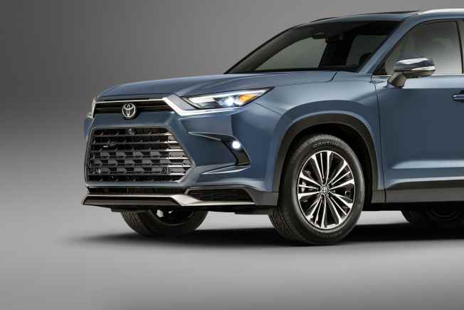 Toyota |  Unveiling of a Highlander XL |  The Press