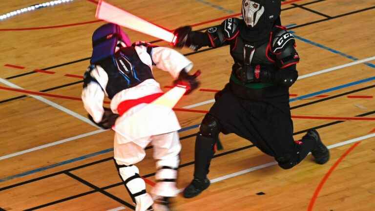 VIDEO.  The first French lightsaber championship is held in Metz