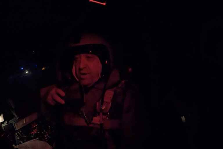 Wagner’s leader appears in a bomber over Ukraine