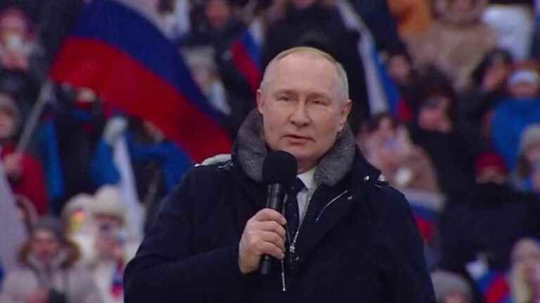 War in Ukraine: Vladimir Putin present at a concert in tribute to Russian fighters