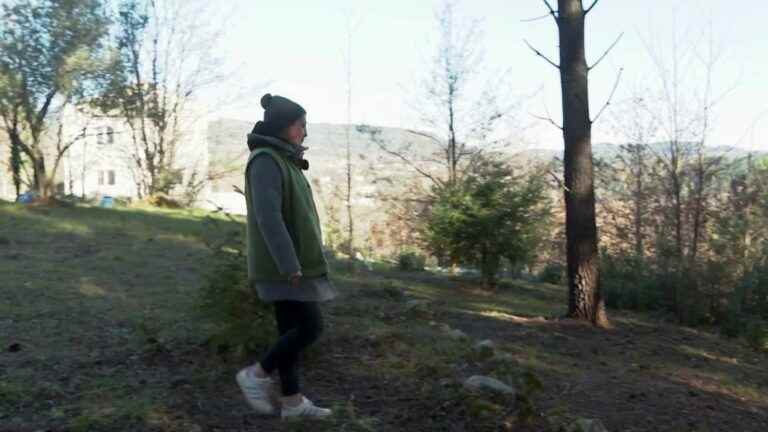 in Largentière, a free terrace area for residents wishing to preserve biodiversity