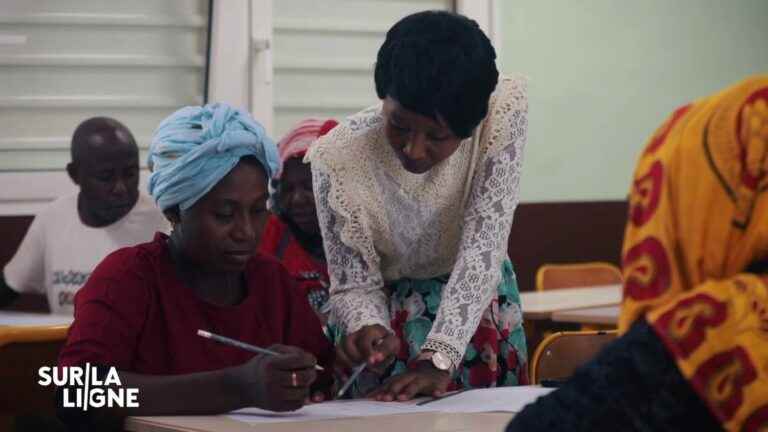 in Mayotte, parents go to school to be able to help their children