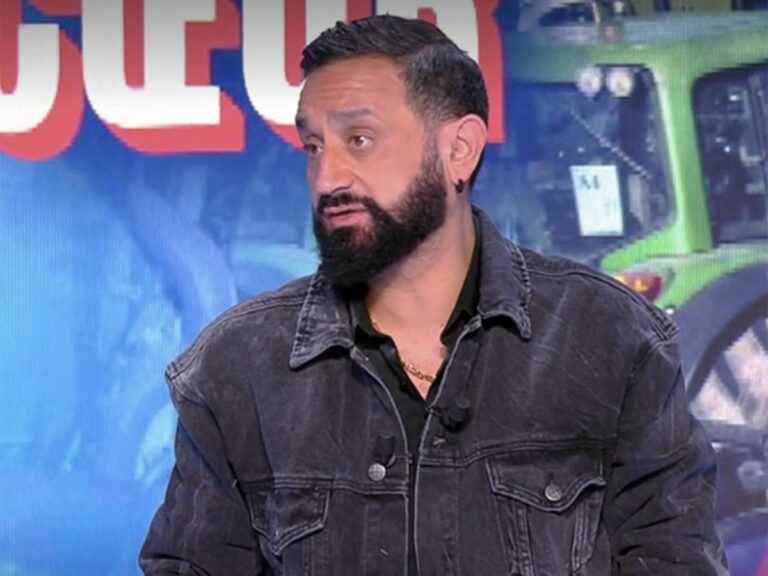 live in TPMP, Cyril Hanouna gives an adorable wink