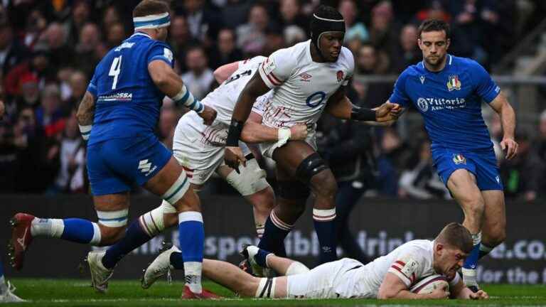 relive all the tries from England’s win over Italy