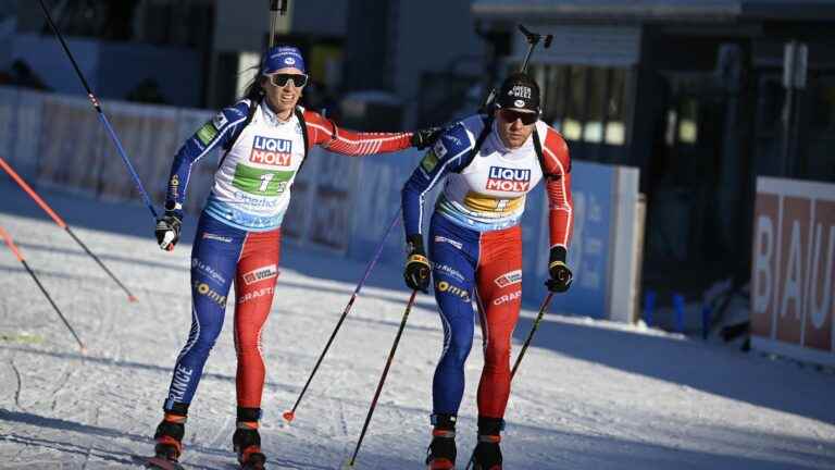 the French mixed relay in bronze behind Norway and Italy