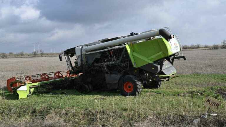 the delicate demining operations in Kherson, where “every day of war represents a year of demining”