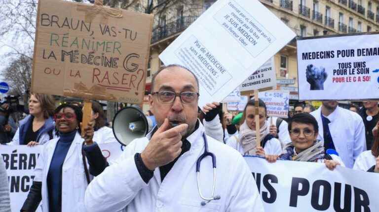 three questions on the stalled negotiations between liberal doctors and Medicare