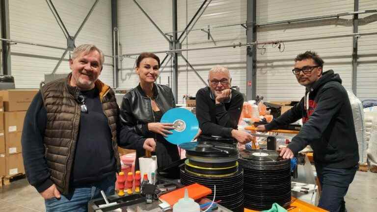 to reduce production times, a label starts manufacturing records in Vendée