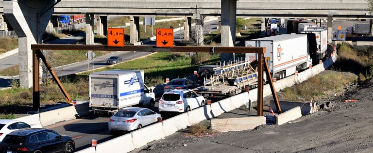 $1 billion more than expected for the repair of the La Fontaine tunnel