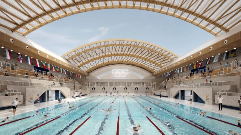 100 years after the 1924 Games, the Georges-Vallerey swimming pool is back in its Olympic costume