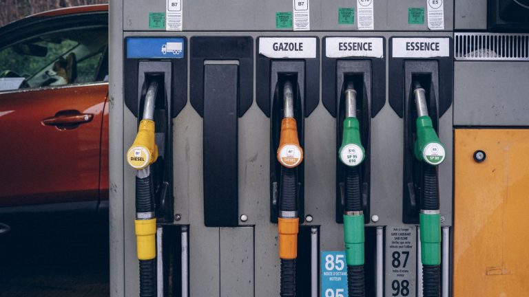 “7%” of service stations were short of one of the fuels yesterday, according to the French Union of Petroleum Industries