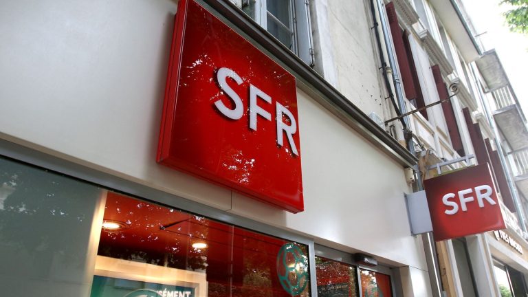 An outage affects subscribers to the SFR and Bouygues Télécom mobile network