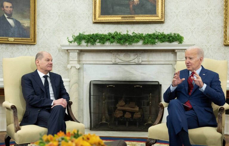 Biden announces new military aid to Ukraine during meeting with Scholz