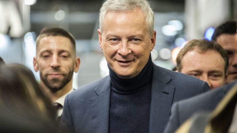 Bruno Le Maire announces an “anti-inflation quarter” in supermarkets until June to guarantee “the lowest possible prices” on a selection of products