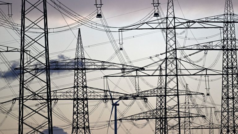 Brussels proposes new rules to stabilize electricity prices in Europe